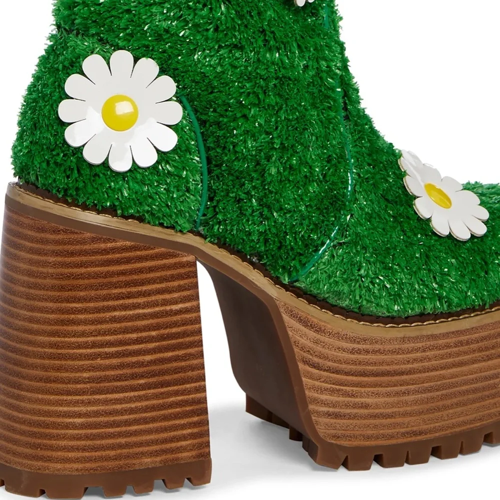 IT’S ALWAYS GREENER PLATFORM HEELED BOOTS  DELIA*S BY DOLLS KILL WOMENS 7 RARE!!